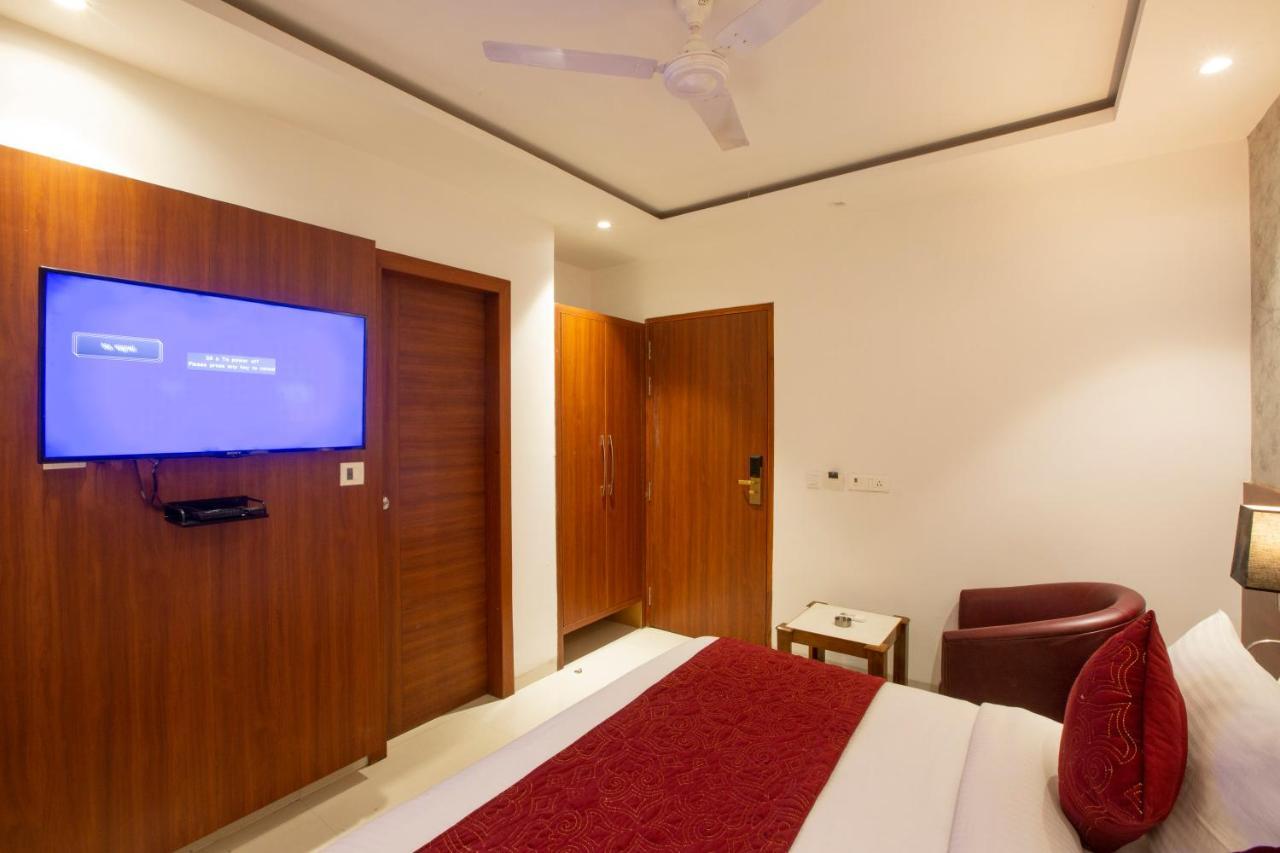 Hotel Arch Suites - Near Aerocity New Delhi Eksteriør bilde