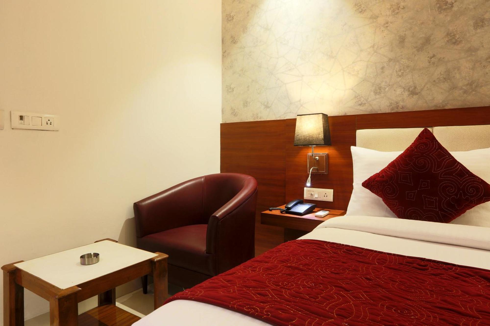 Hotel Arch Suites - Near Aerocity New Delhi Eksteriør bilde