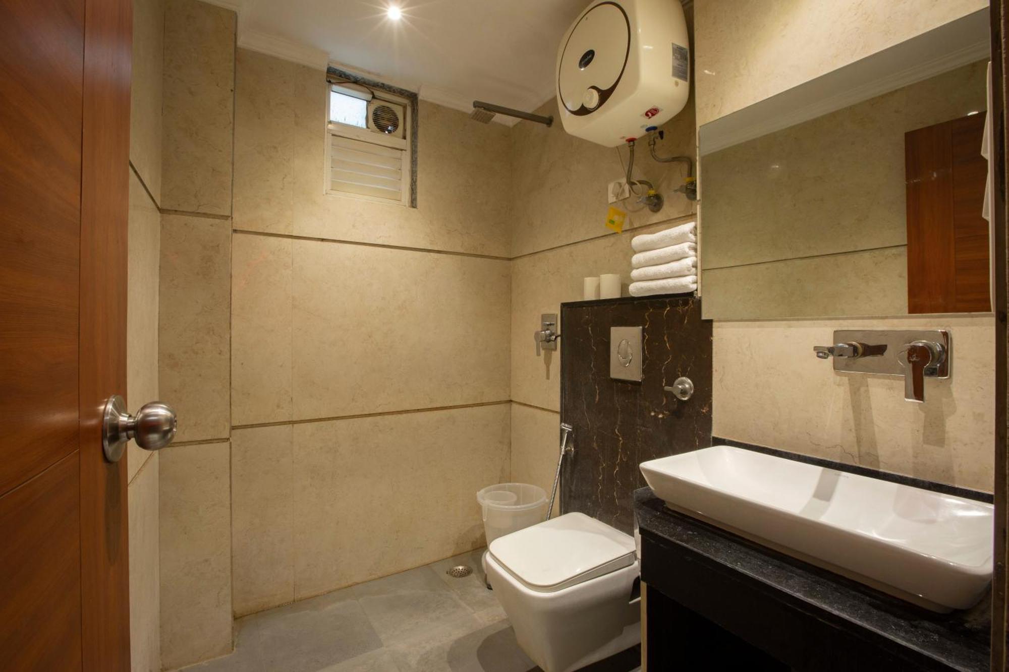 Hotel Arch Suites - Near Aerocity New Delhi Eksteriør bilde
